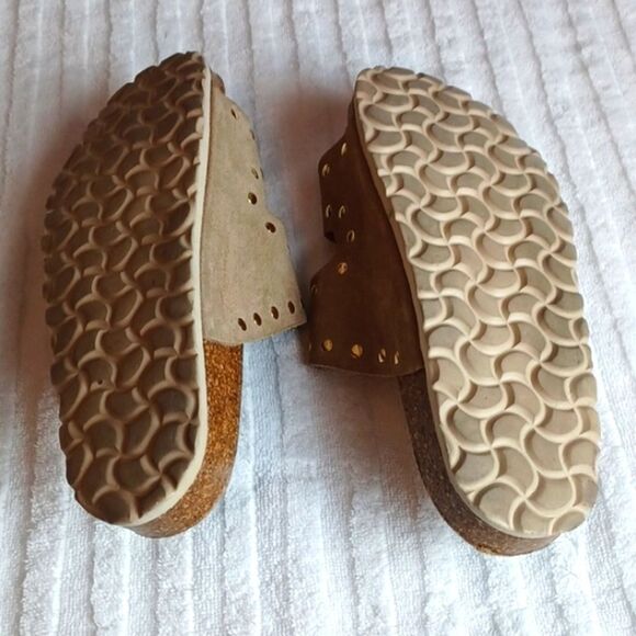 AUTENTI Spain Womans Real Suede Studded Tan Cork Slides 38= 7 - Picture 7 of 8